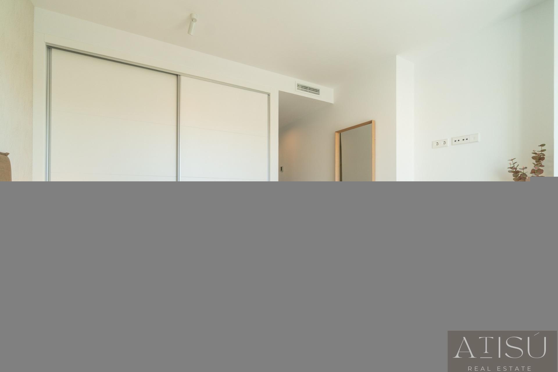 Zu verkaufen von penthouse in
 Orihuela costa