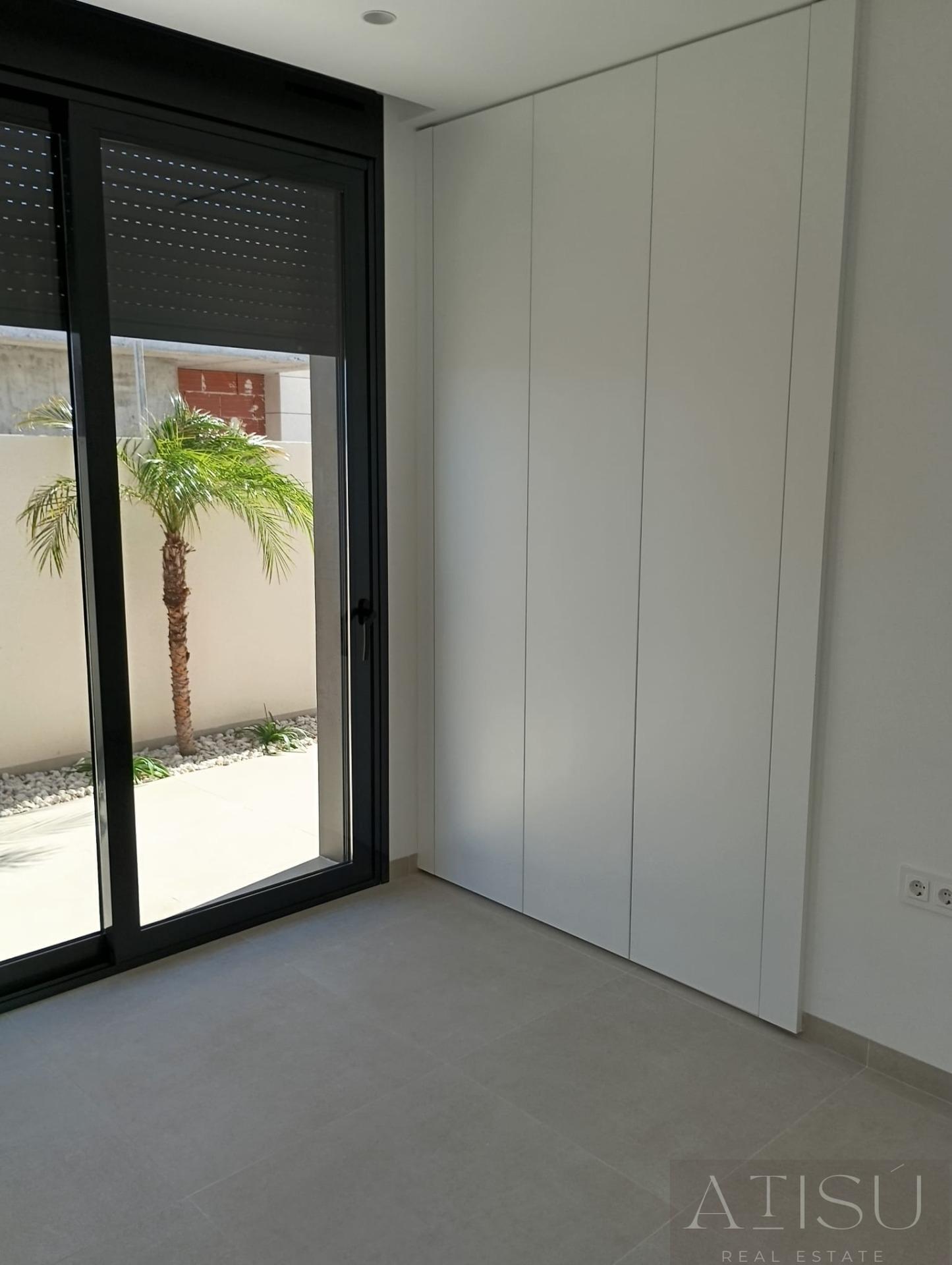 Venta de villa en Pilar de la horadada