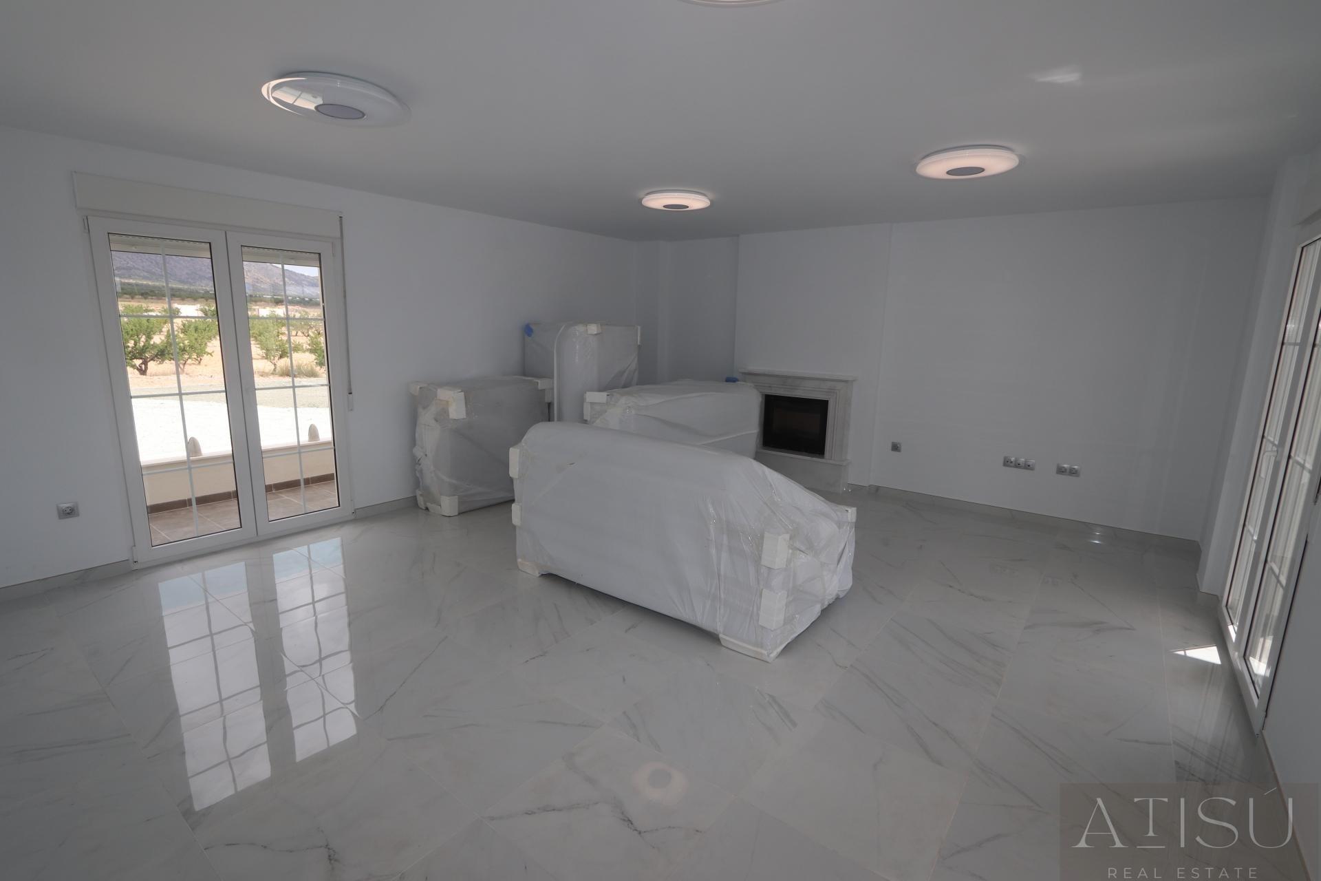 Venta de villa en Pinoso