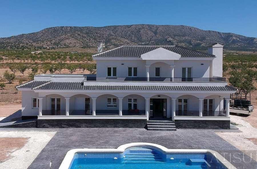 Venta de villa en Pinoso