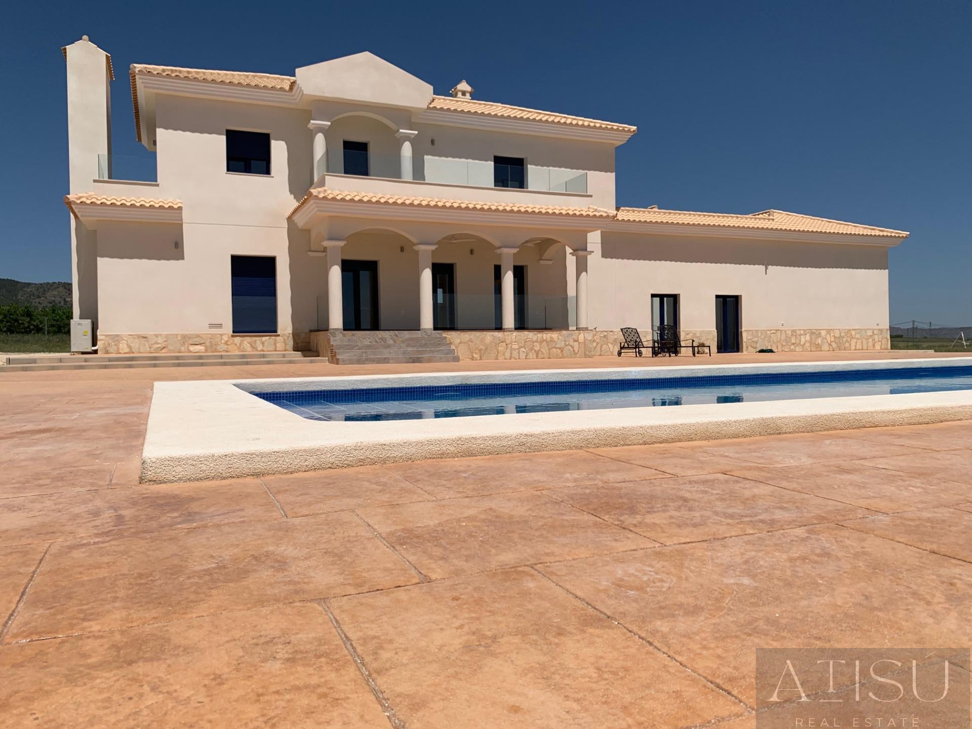 Venta de villa en Pinoso