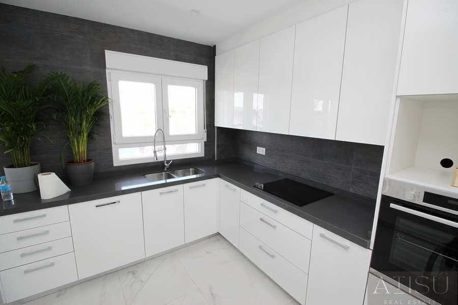 Venta de villa en Pinoso