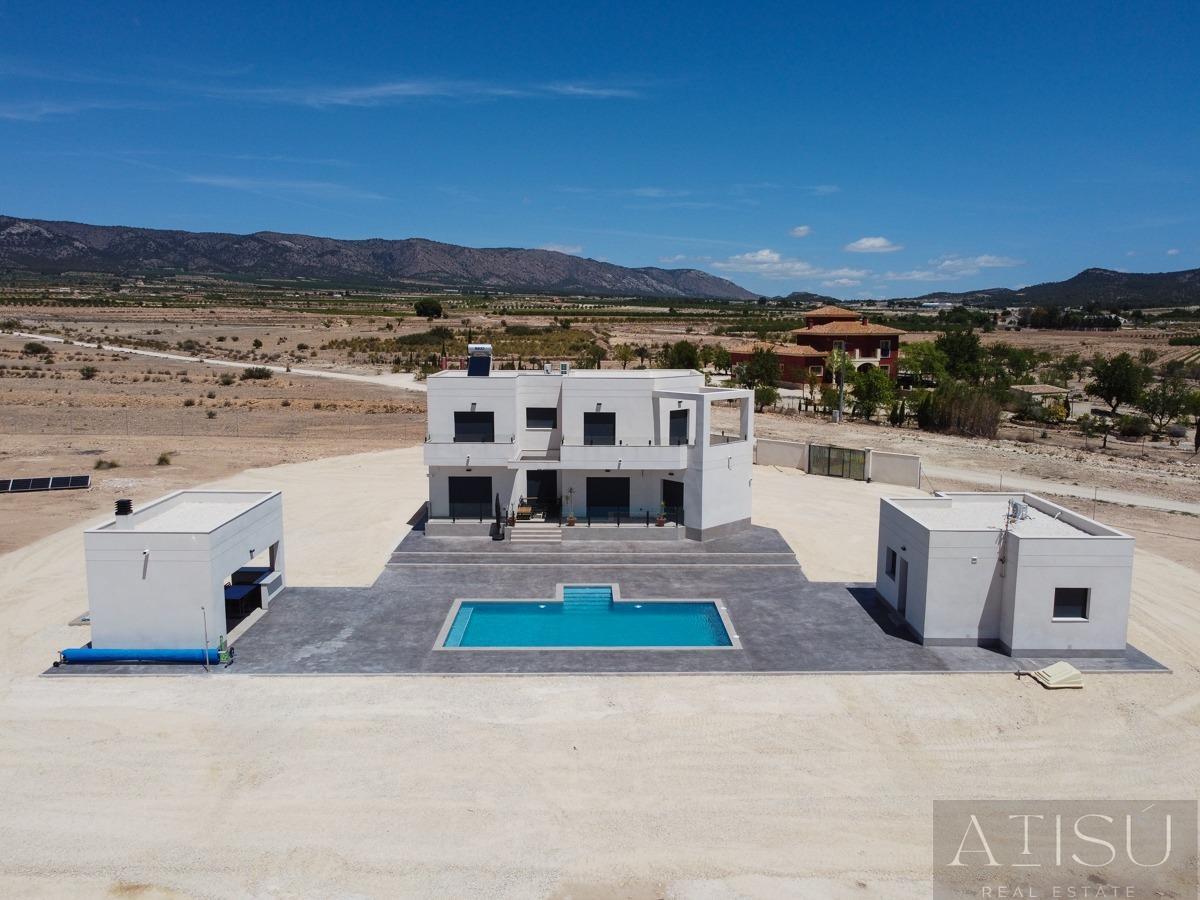 Venta de villa en Pinoso