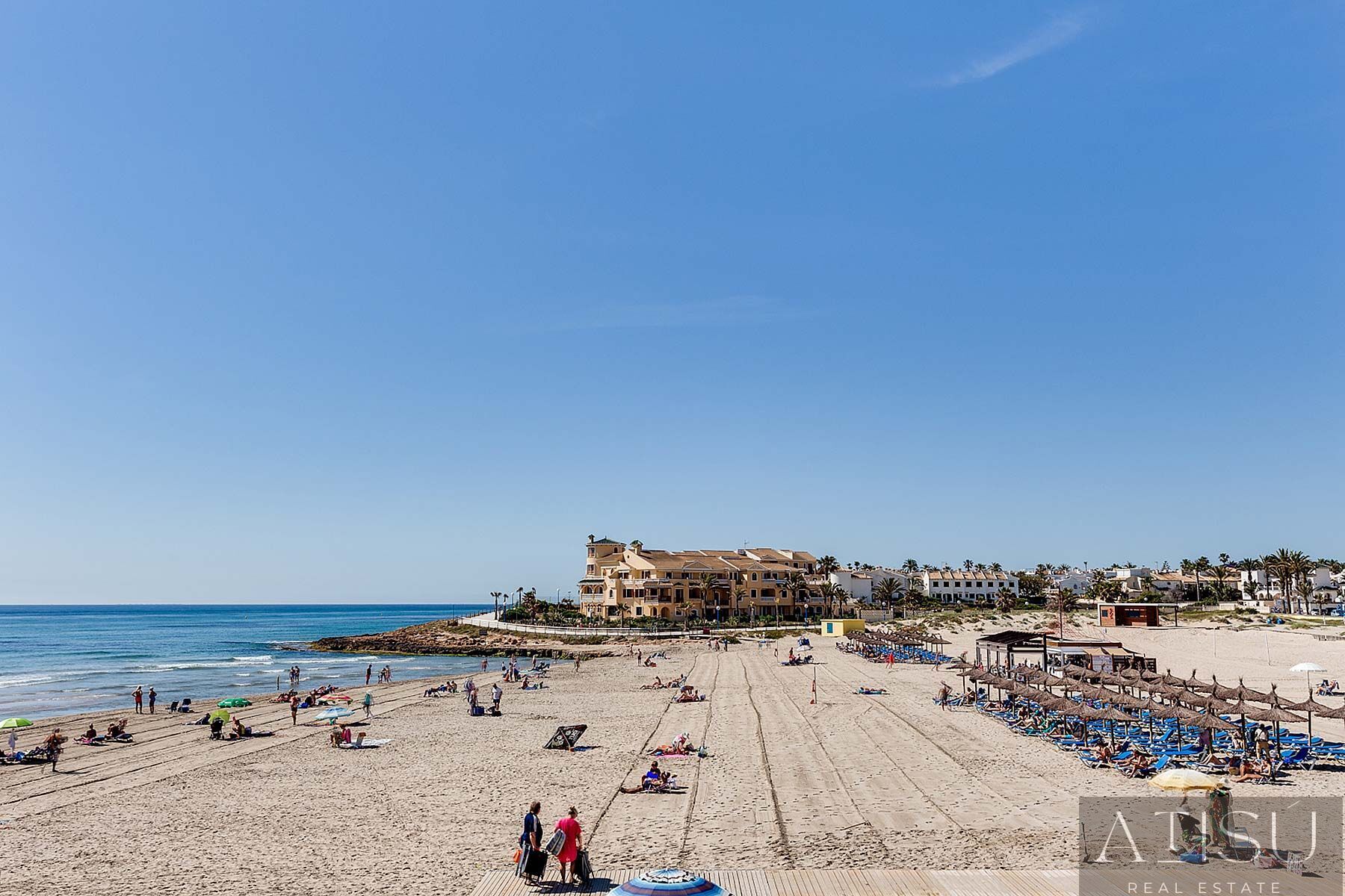 Venta de villa en Orihuela costa