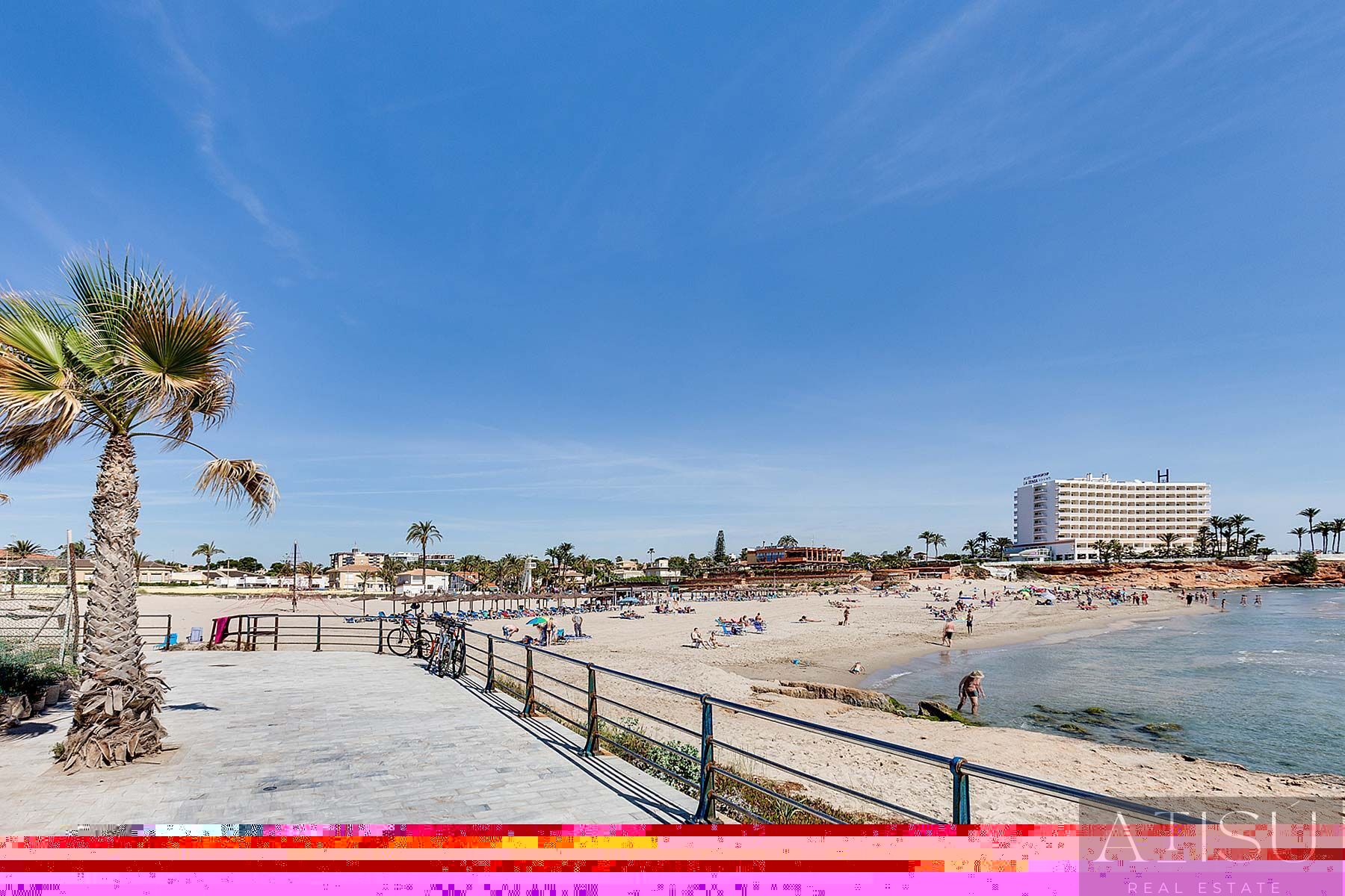 Venta de villa en Orihuela costa