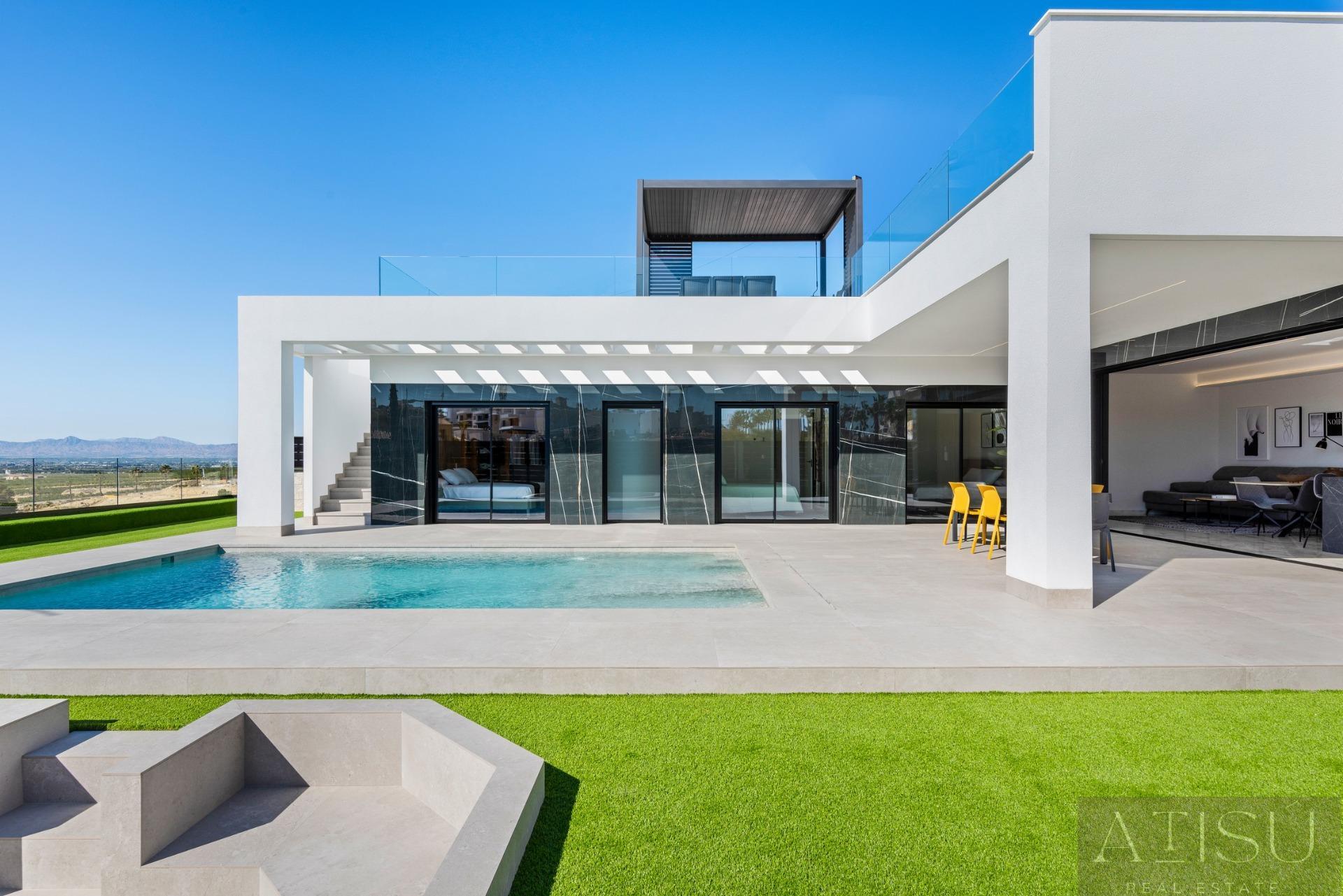 Venta de villa en Algorfa