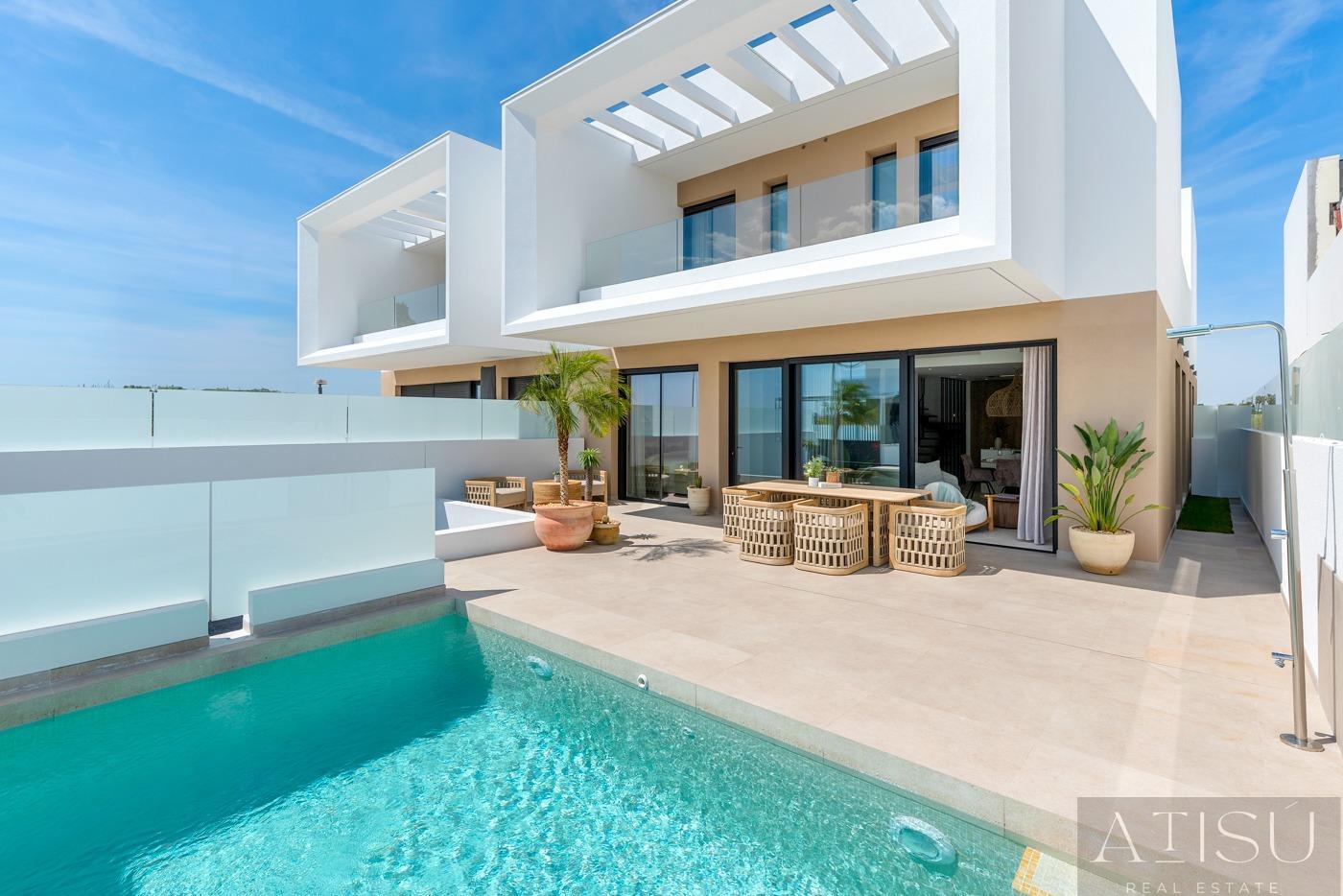 For sale of villa in Dolores