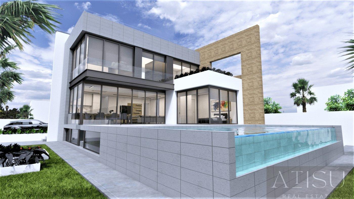 For sale of villa in Orihuela costa