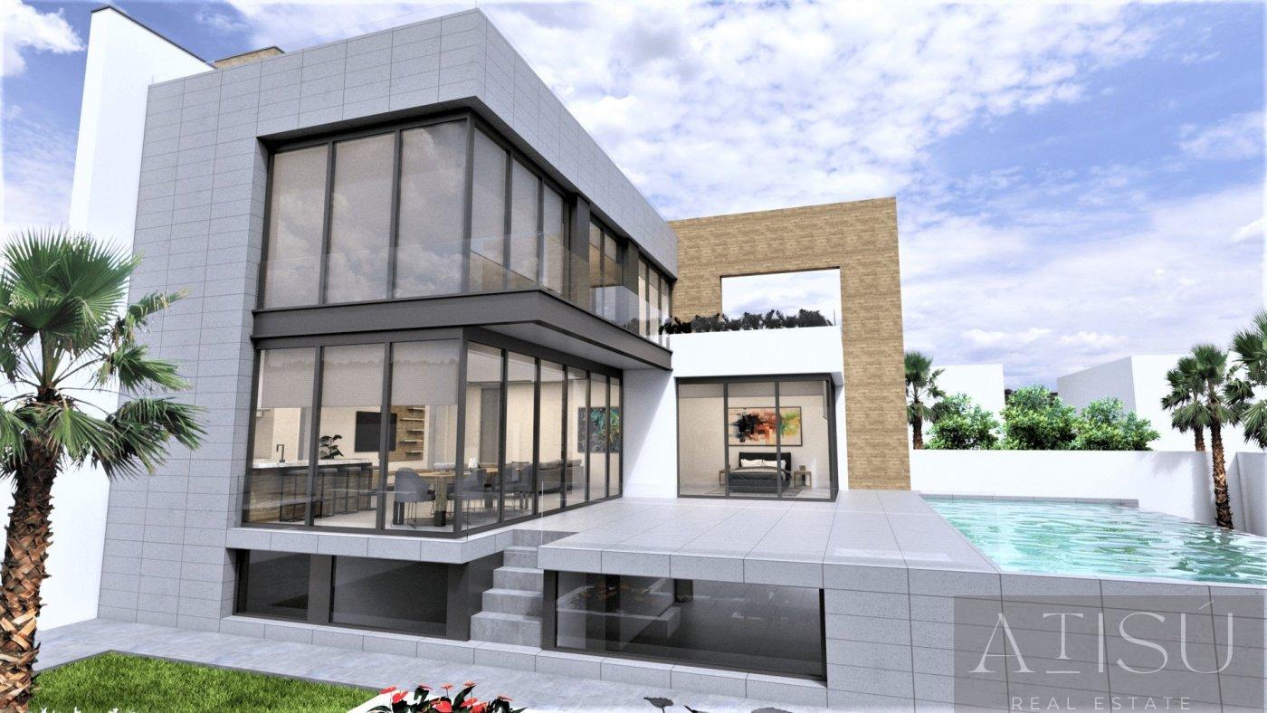 For sale of villa in Orihuela costa