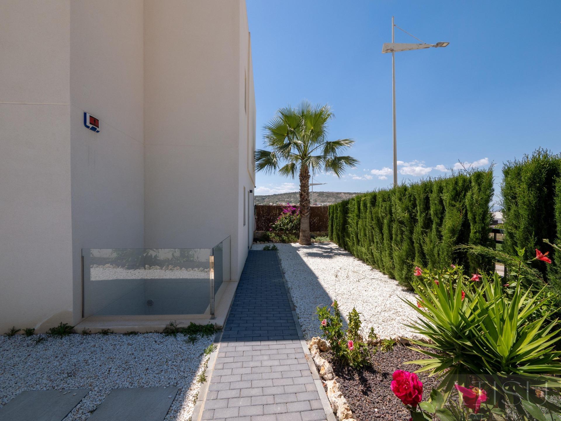 Venta de villa en Algorfa