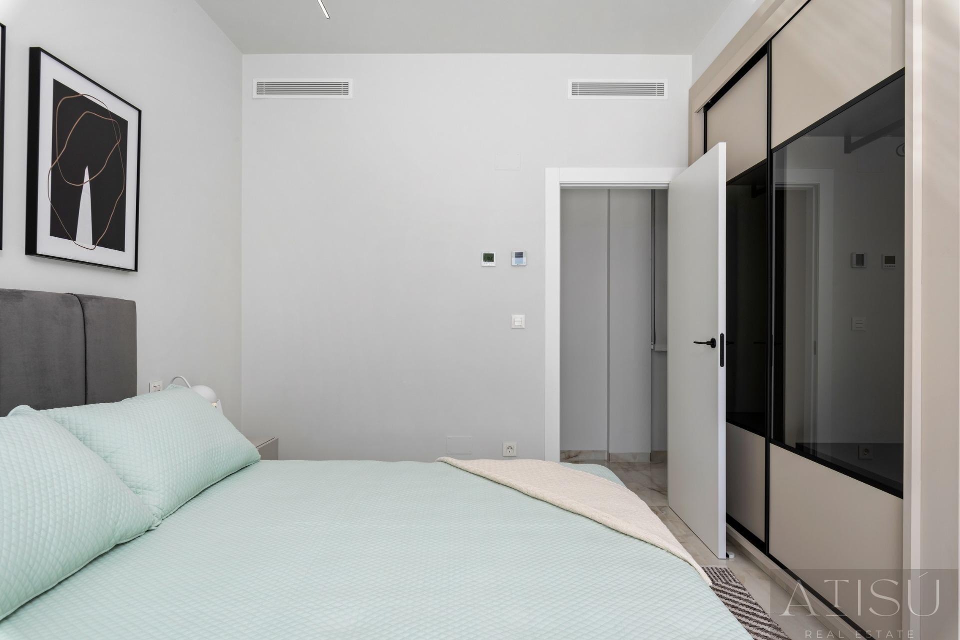 Venta de villa en Algorfa