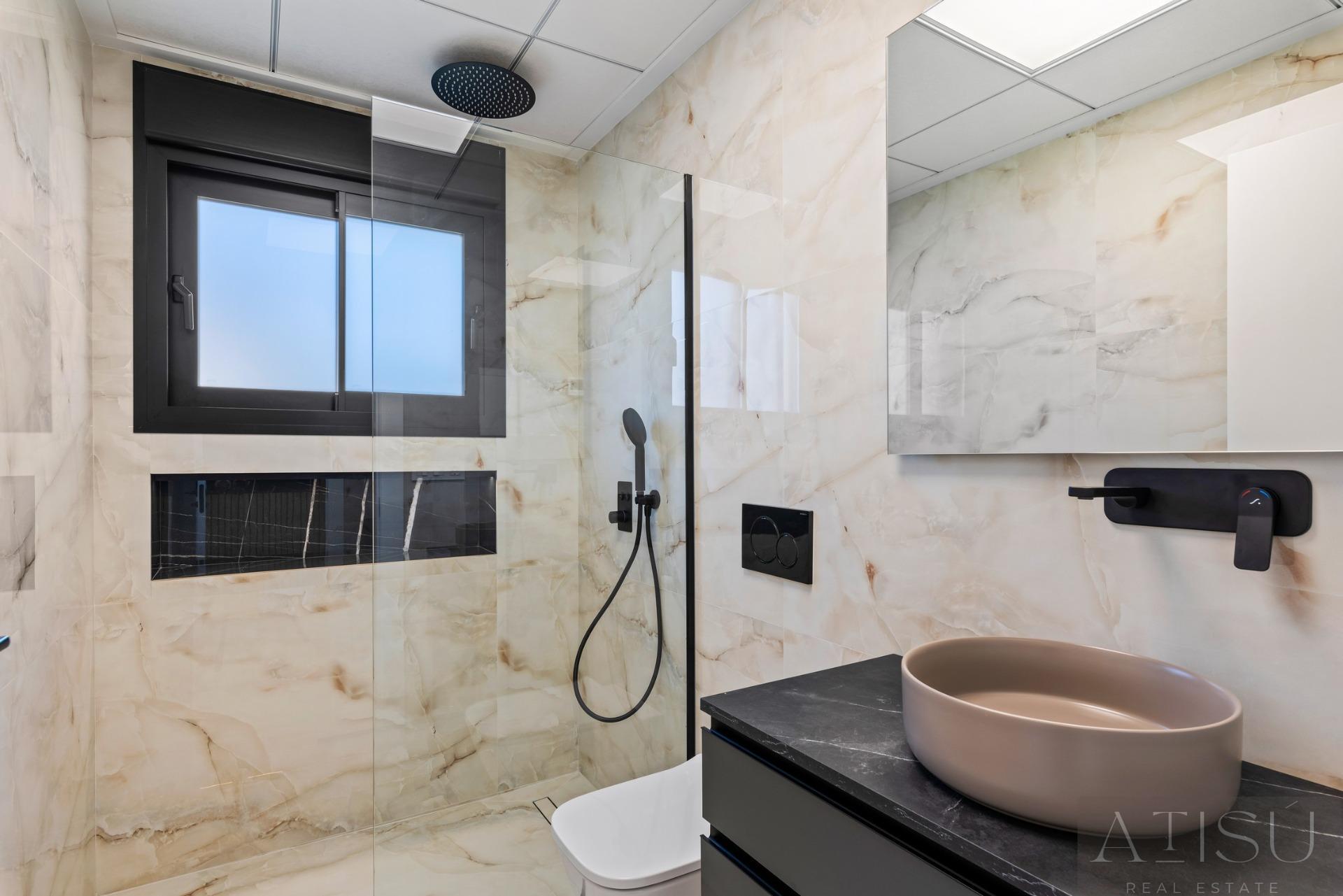 Venta de villa en Algorfa