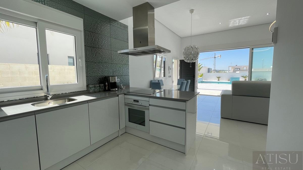 Venta de villa en Rafal