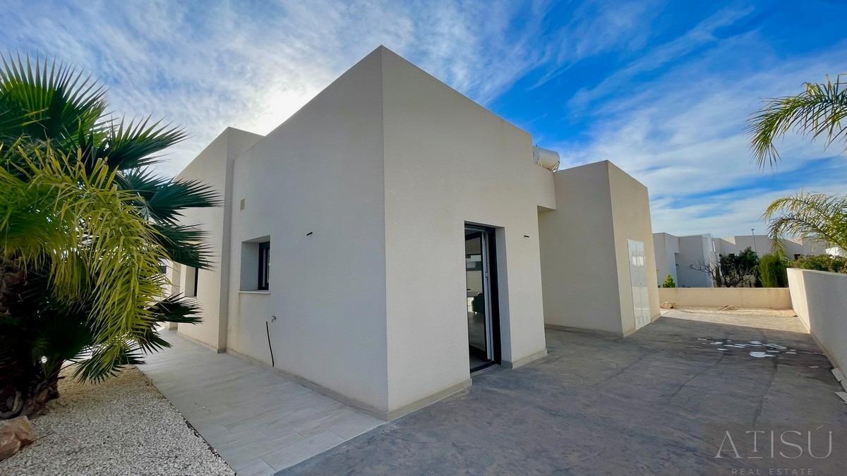Venta de villa en Rafal