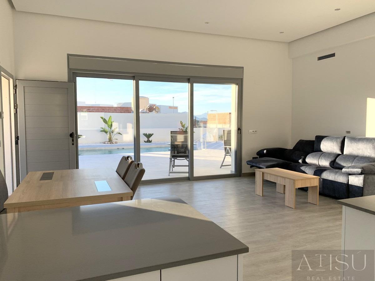 Venta de villa en Rafal