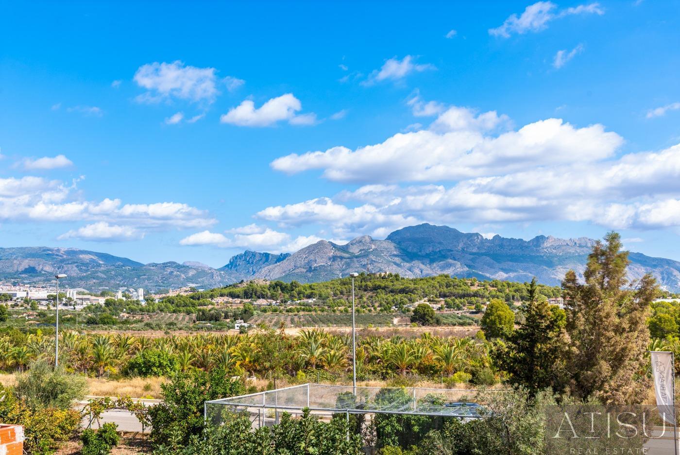 Venta de villa en Polop