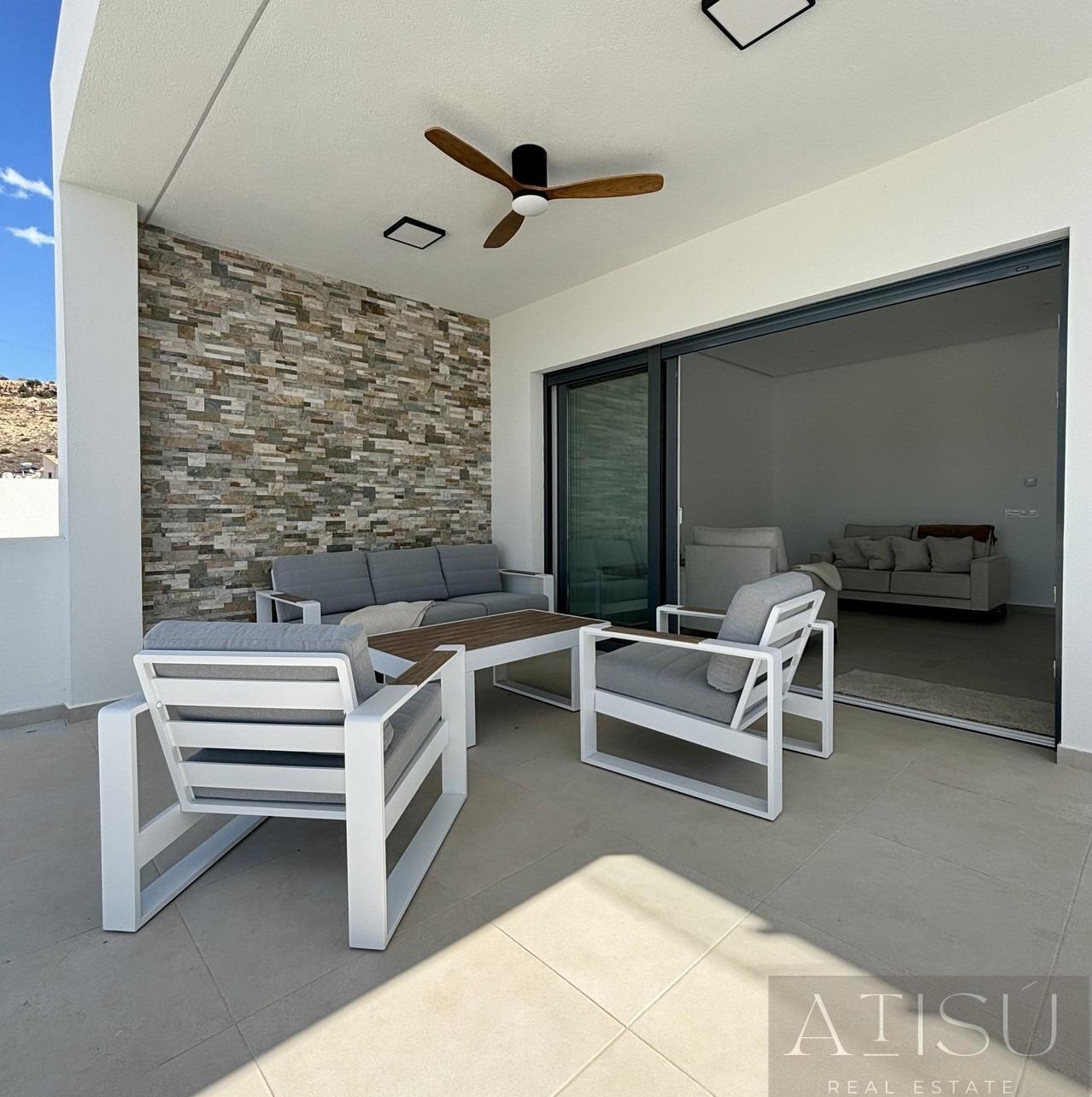 Venta de villa en Benijofar