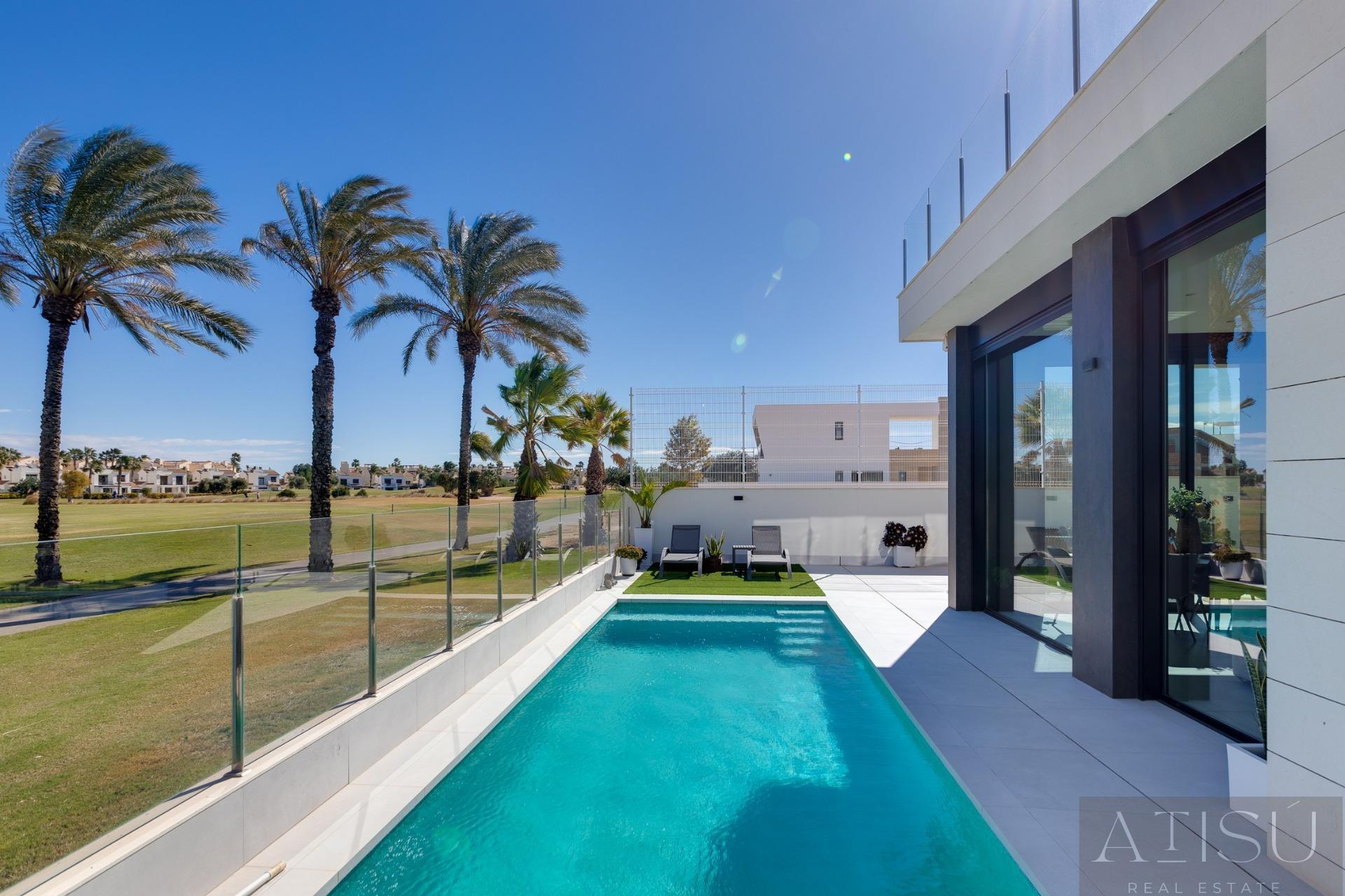 Venta de villa en Pilar de La Horadada