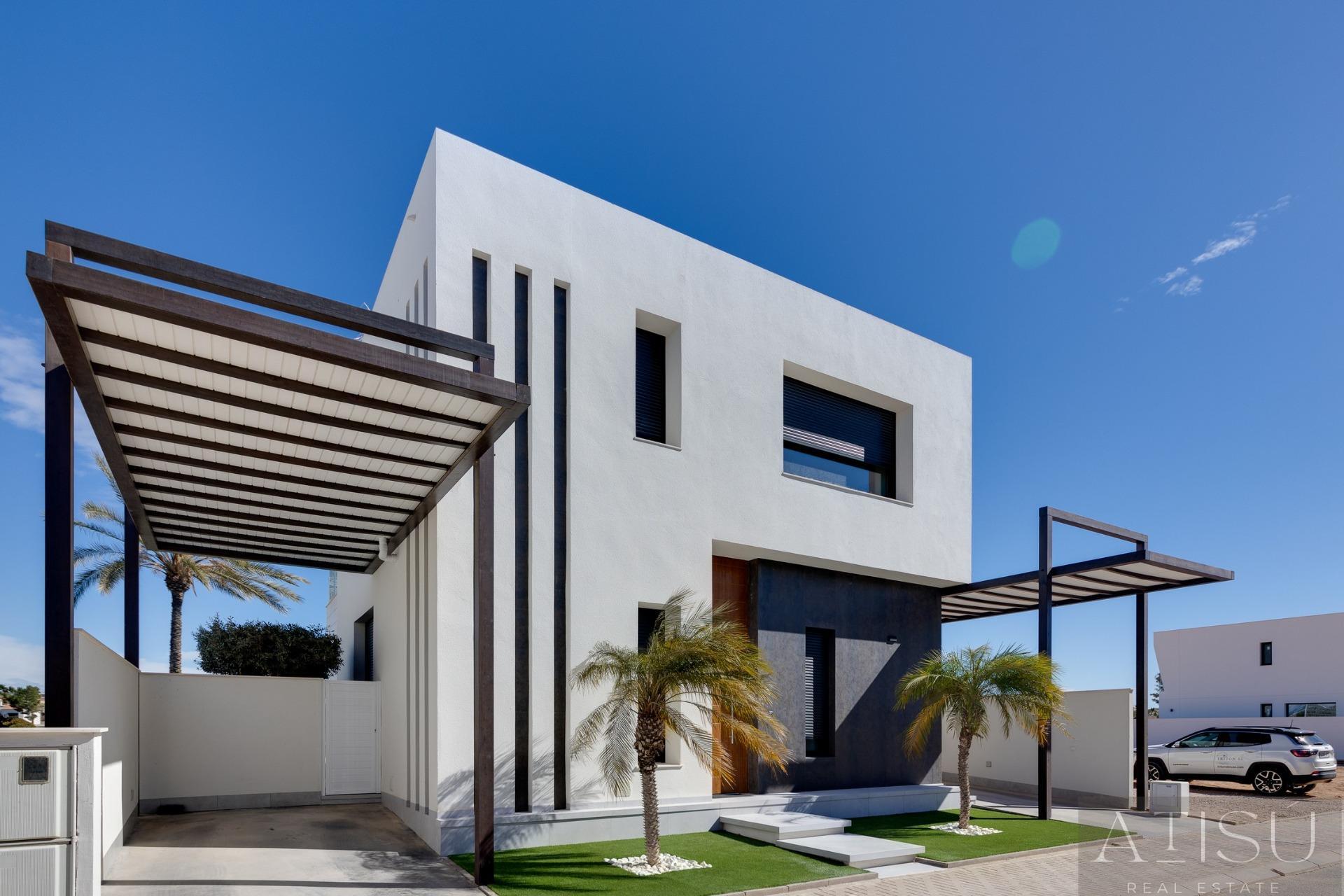 Venta de villa en Pilar de La Horadada