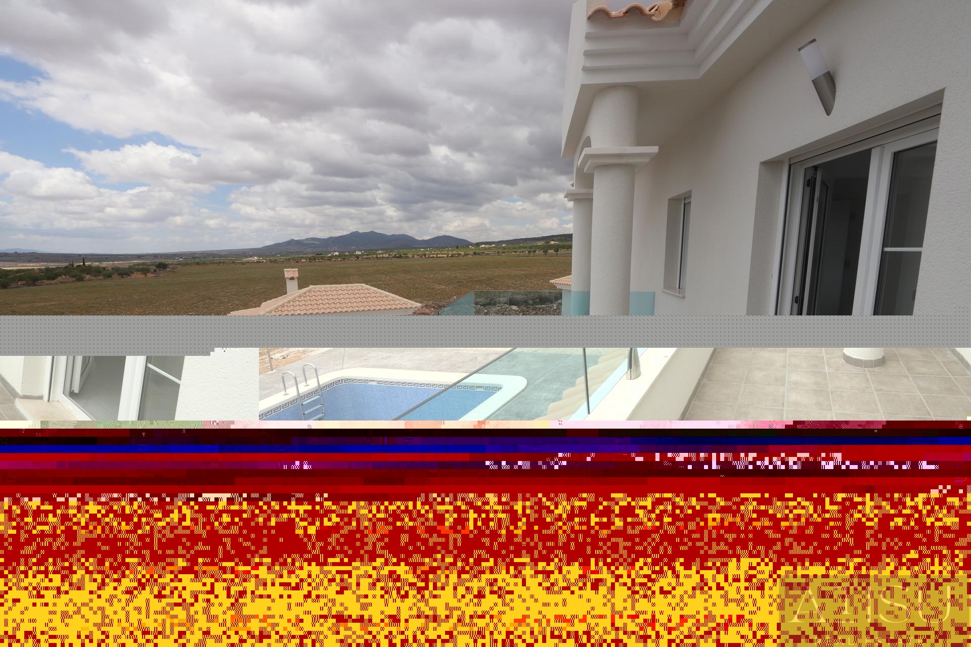 Venta de villa en Pinoso
