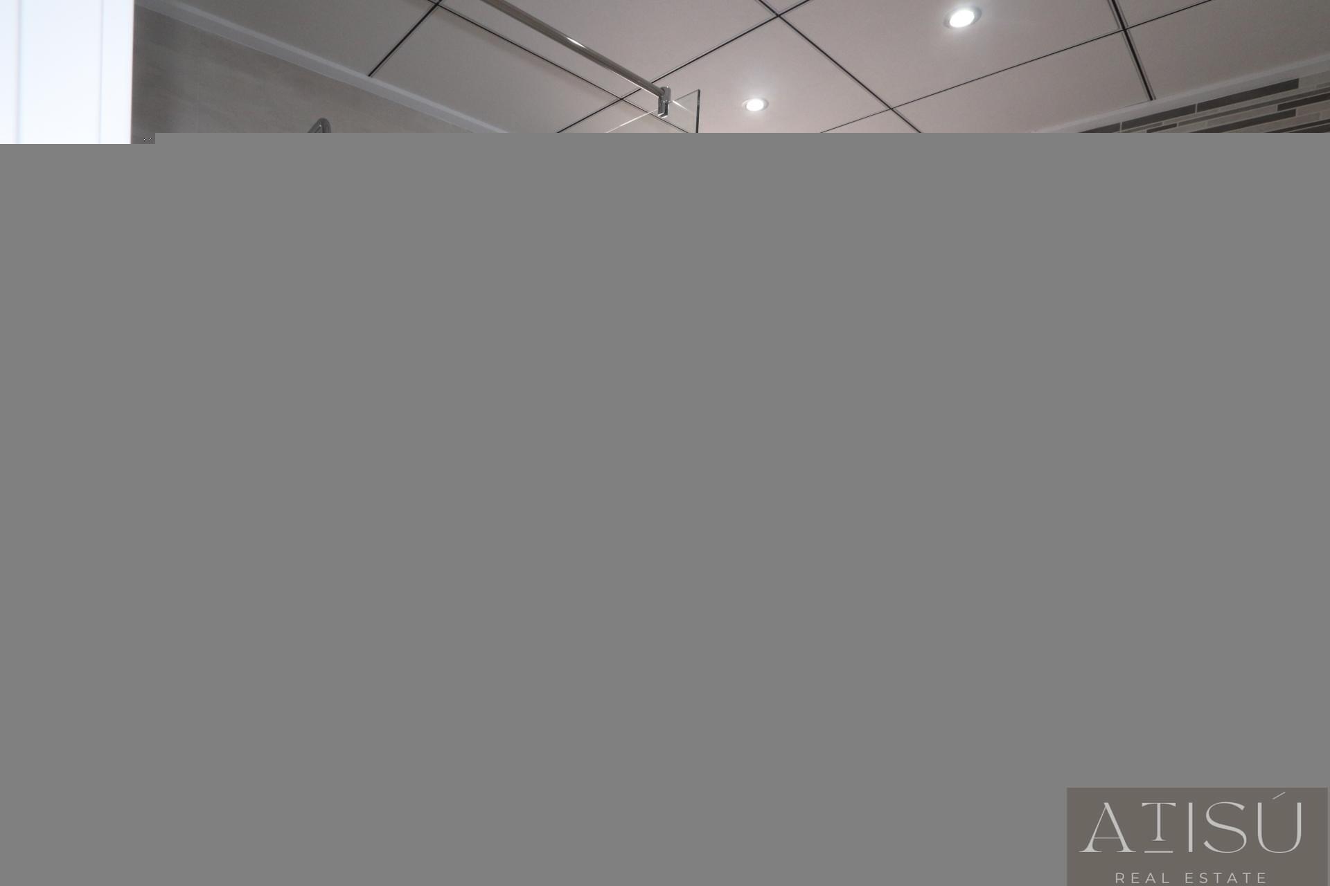 Venta de villa en Pinoso