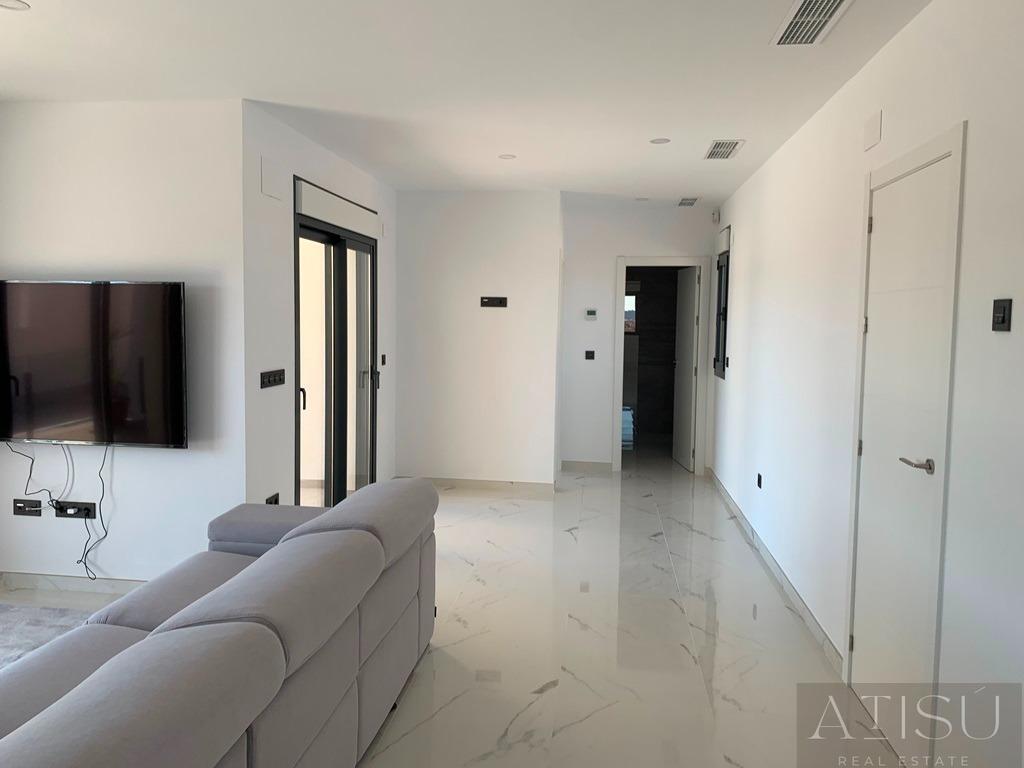 Venta de villa en Pinoso