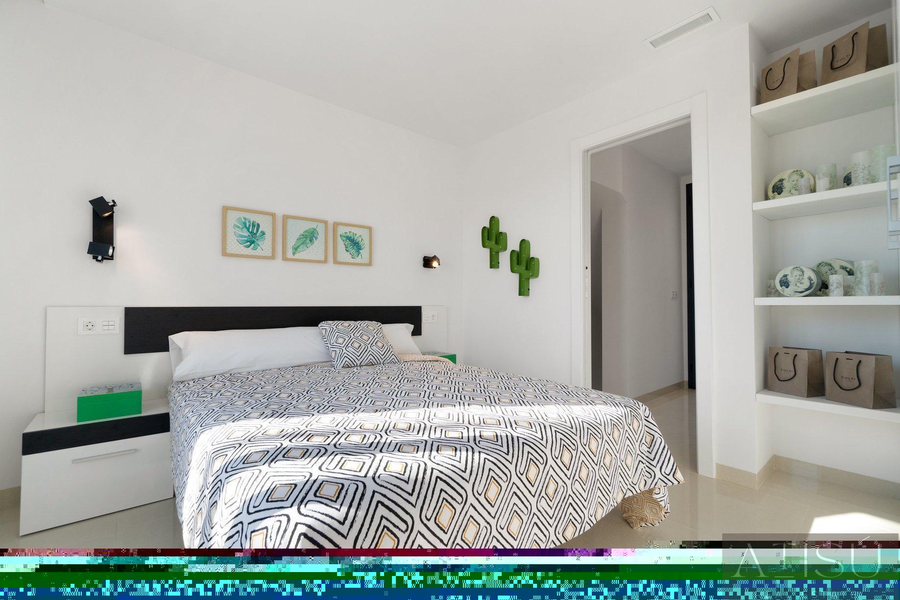 Venta de villa en Los montesinos