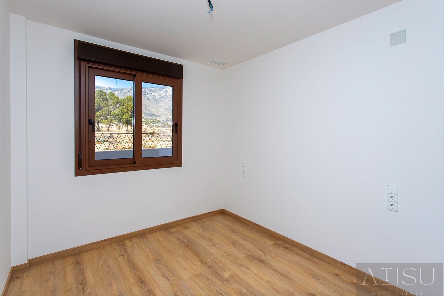 Venta de bungalow en Hondón de las Nieves