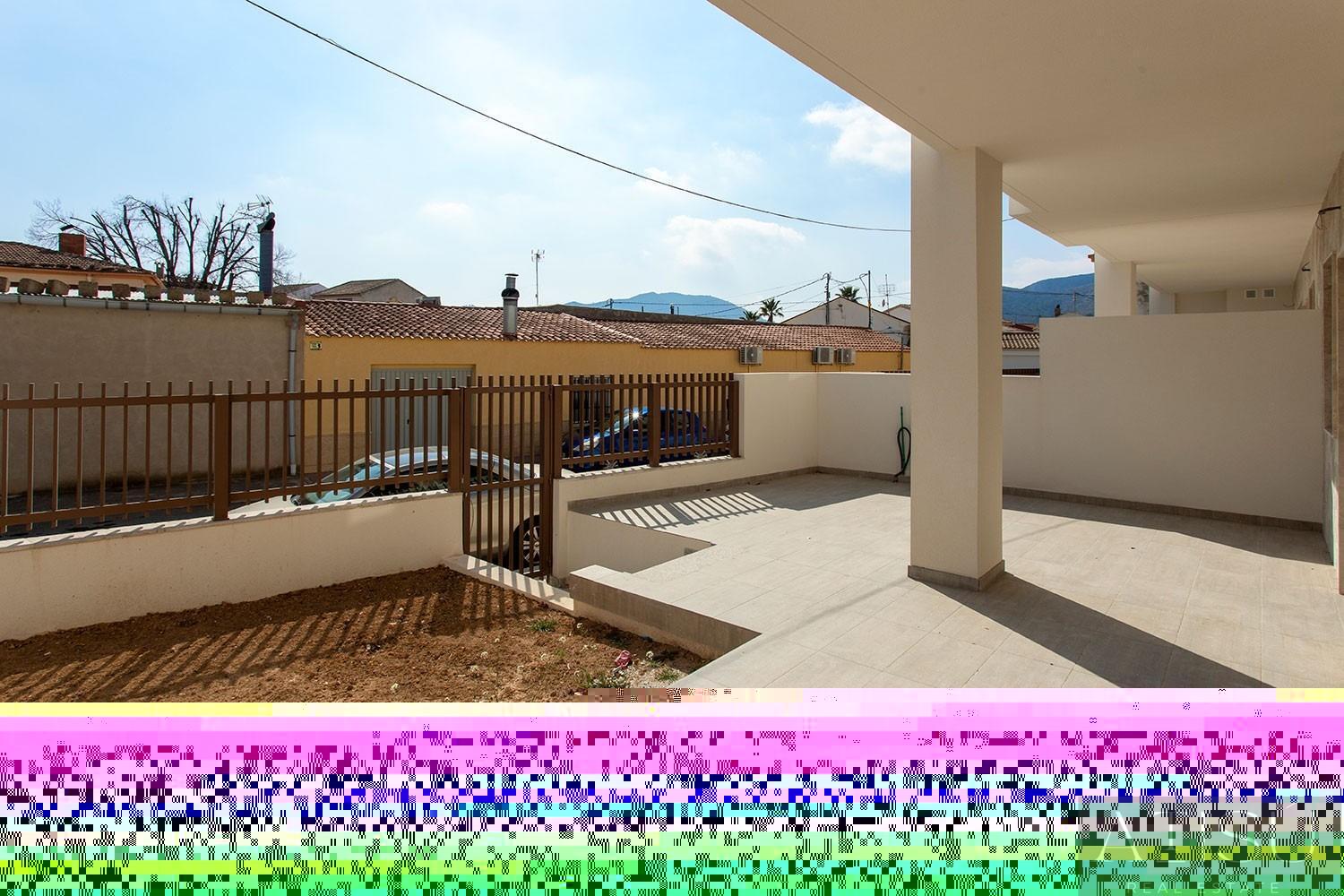 Venta de bungalow en Hondón de las Nieves