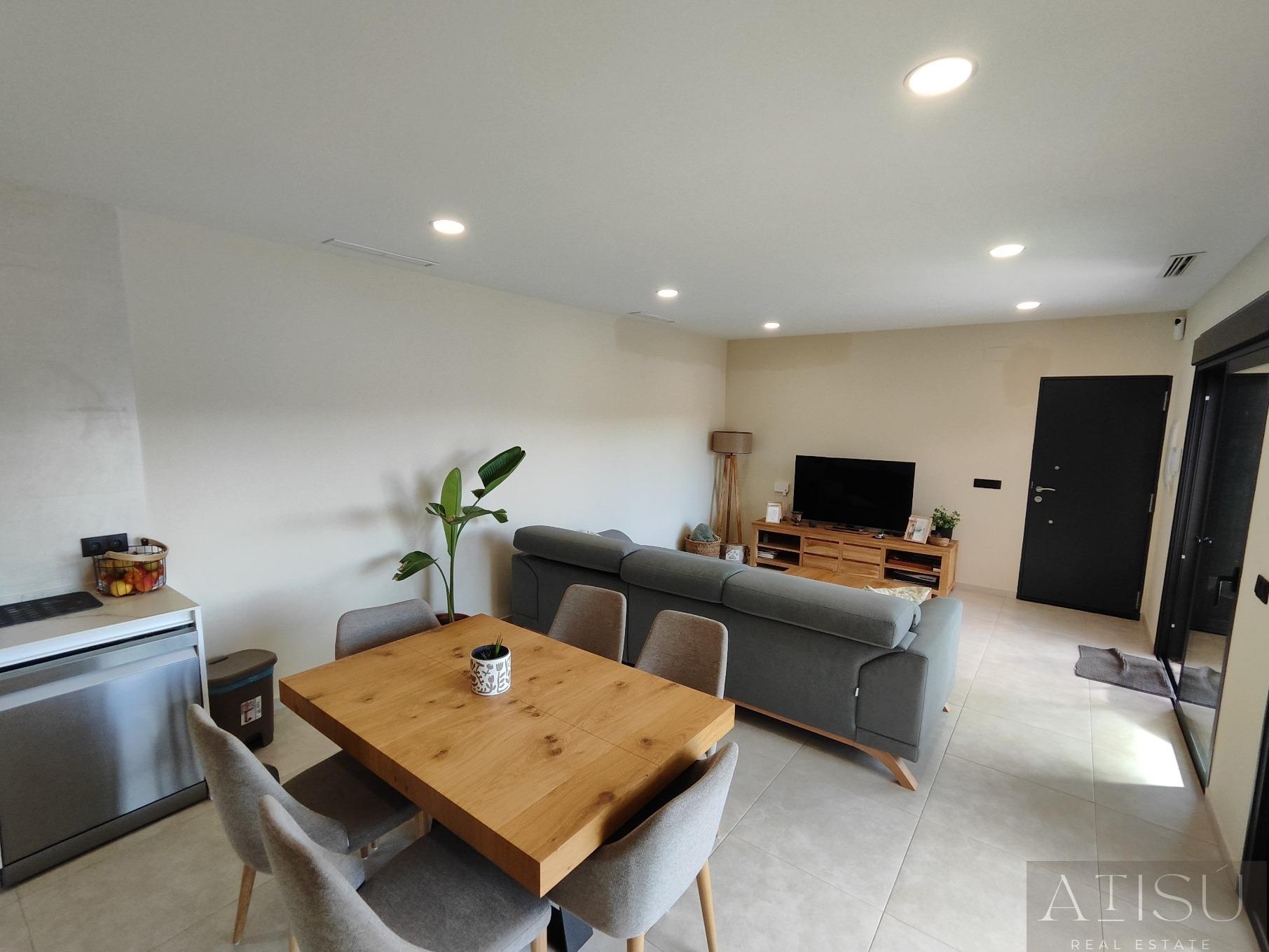 For sale of villa in Pinoso