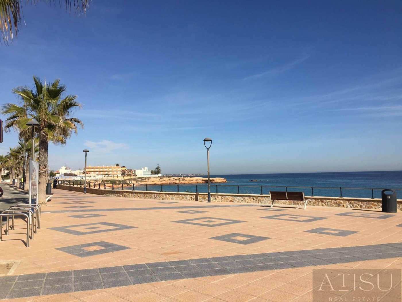 Venta de villa en Pilar de la horadada