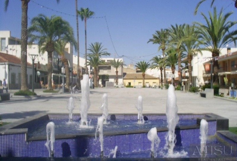 Venta de villa en Algorfa