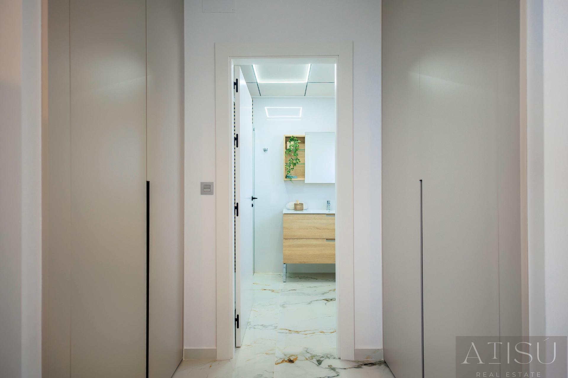 Venta de villa en Pilar de La Horadada