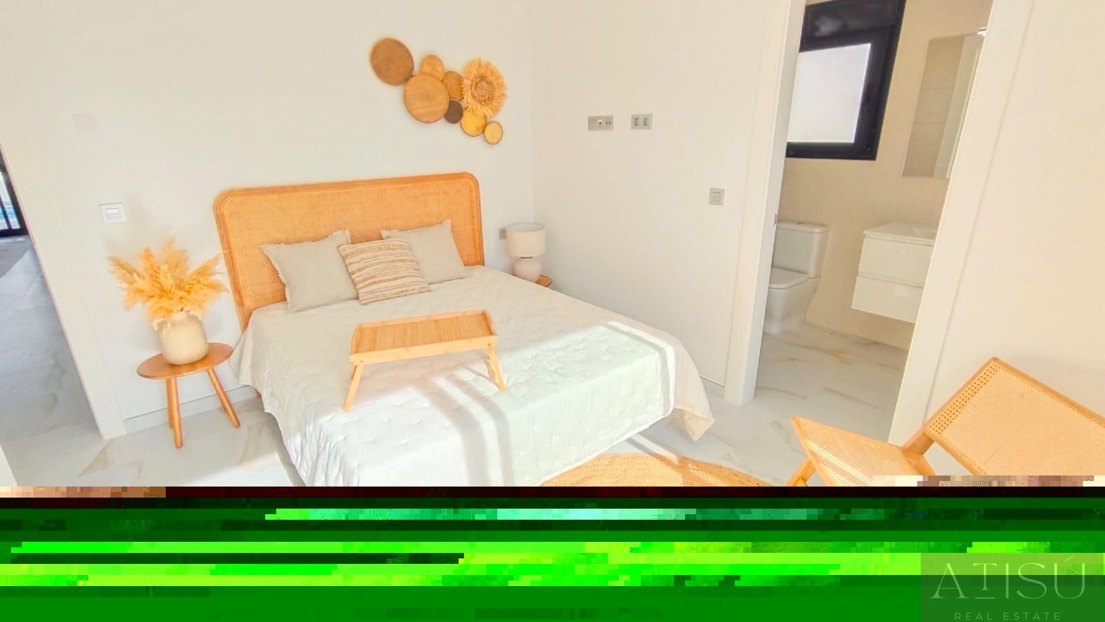Venta de villa en Pilar de La Horadada