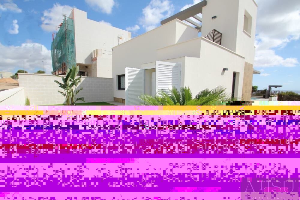 Venta de villa en San miguel de salinas