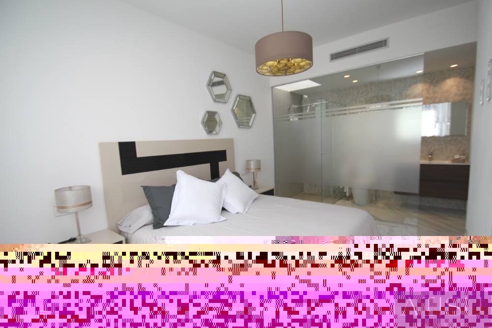 Venta de villa en San miguel de salinas