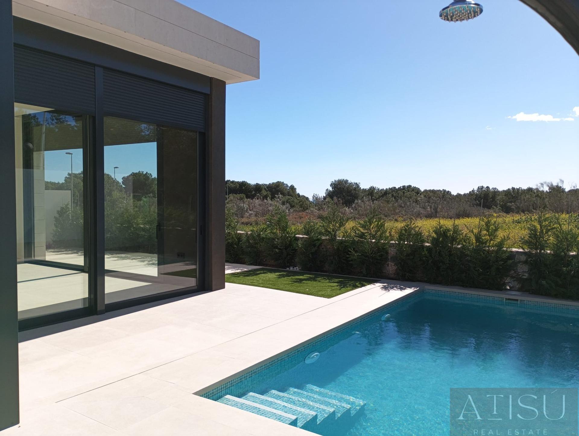 Venta de villa en Pilar de La Horadada