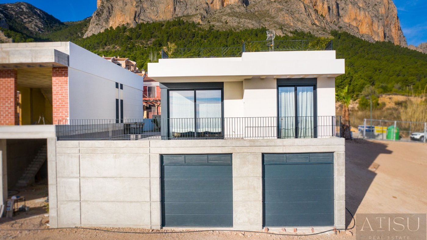 Venta de villa en Polop