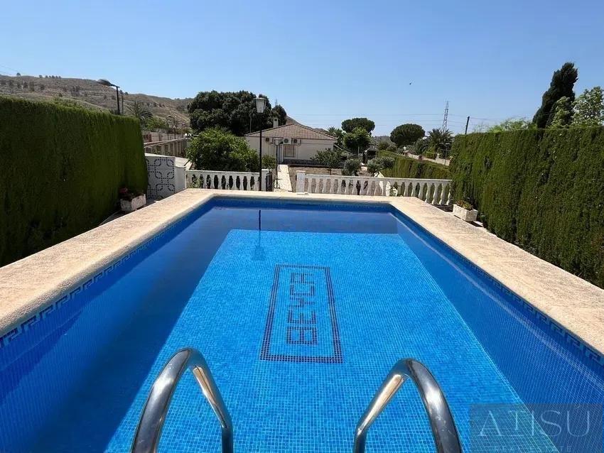 Venta de casa en El Campello