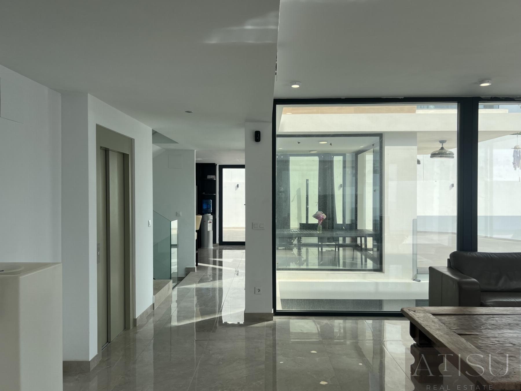 Venta de chalet en Finestrat
