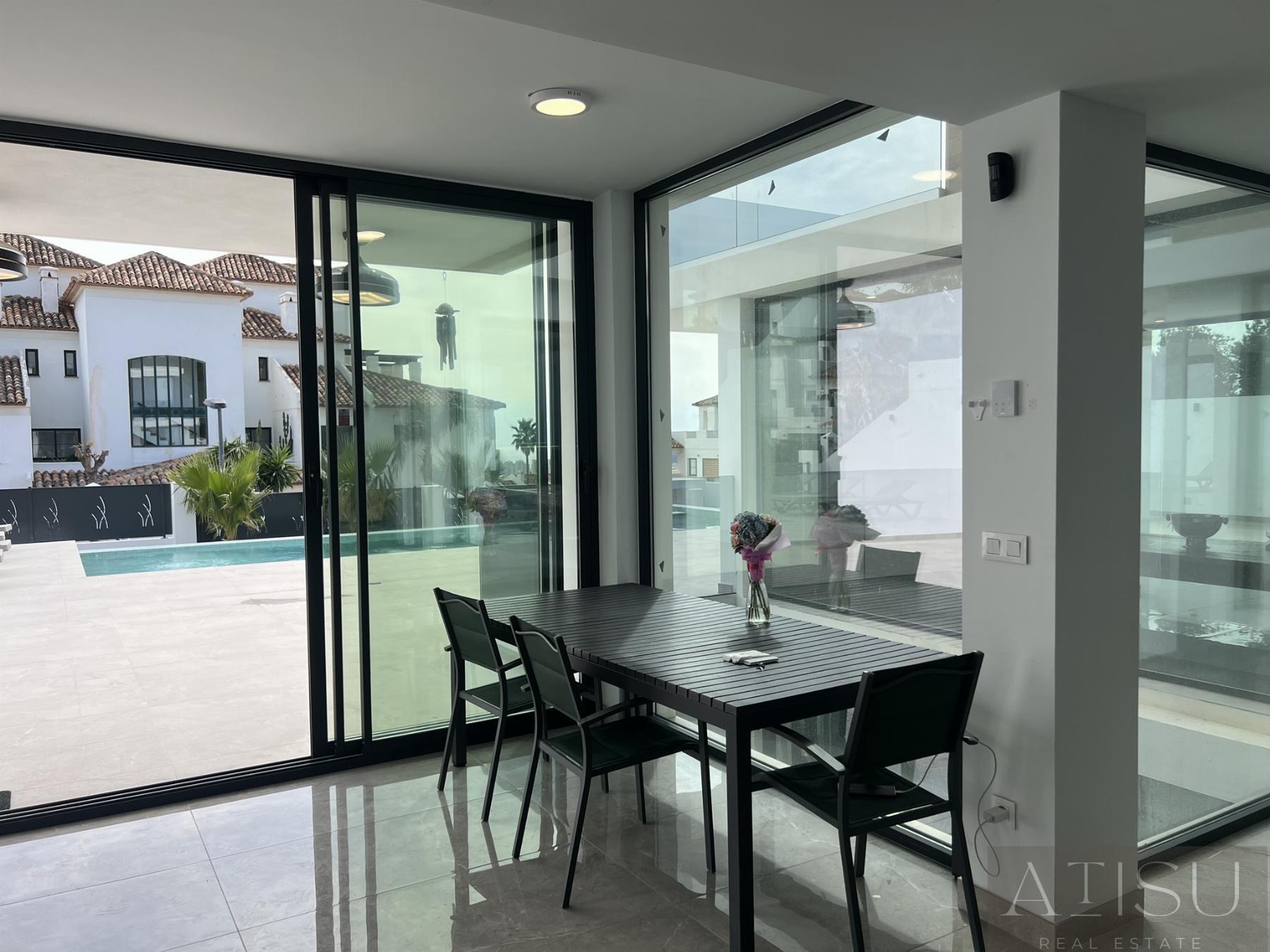 Venta de chalet en Finestrat