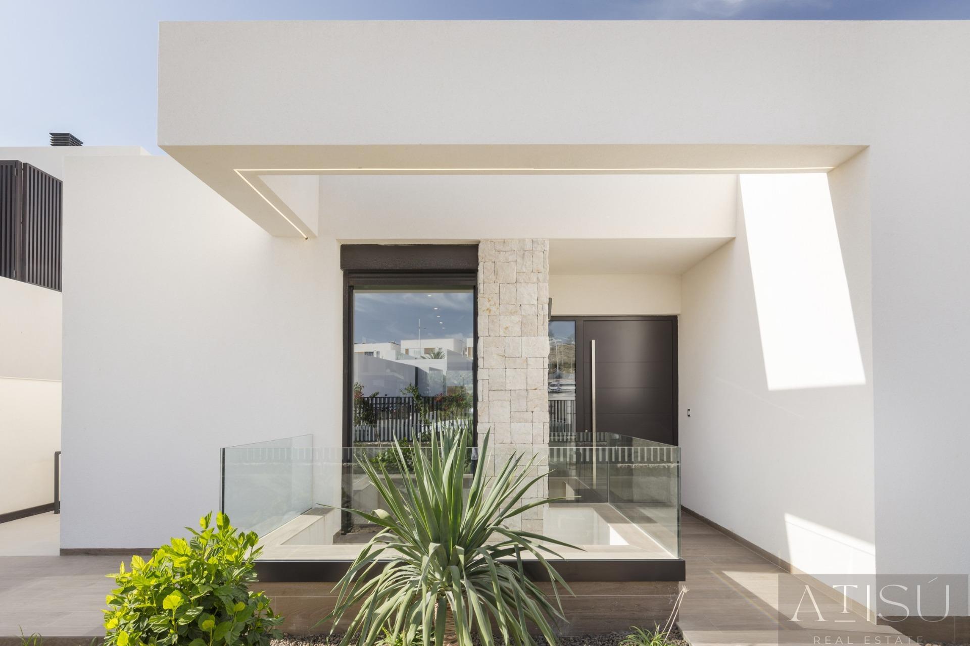 Venta de villa en Algorfa