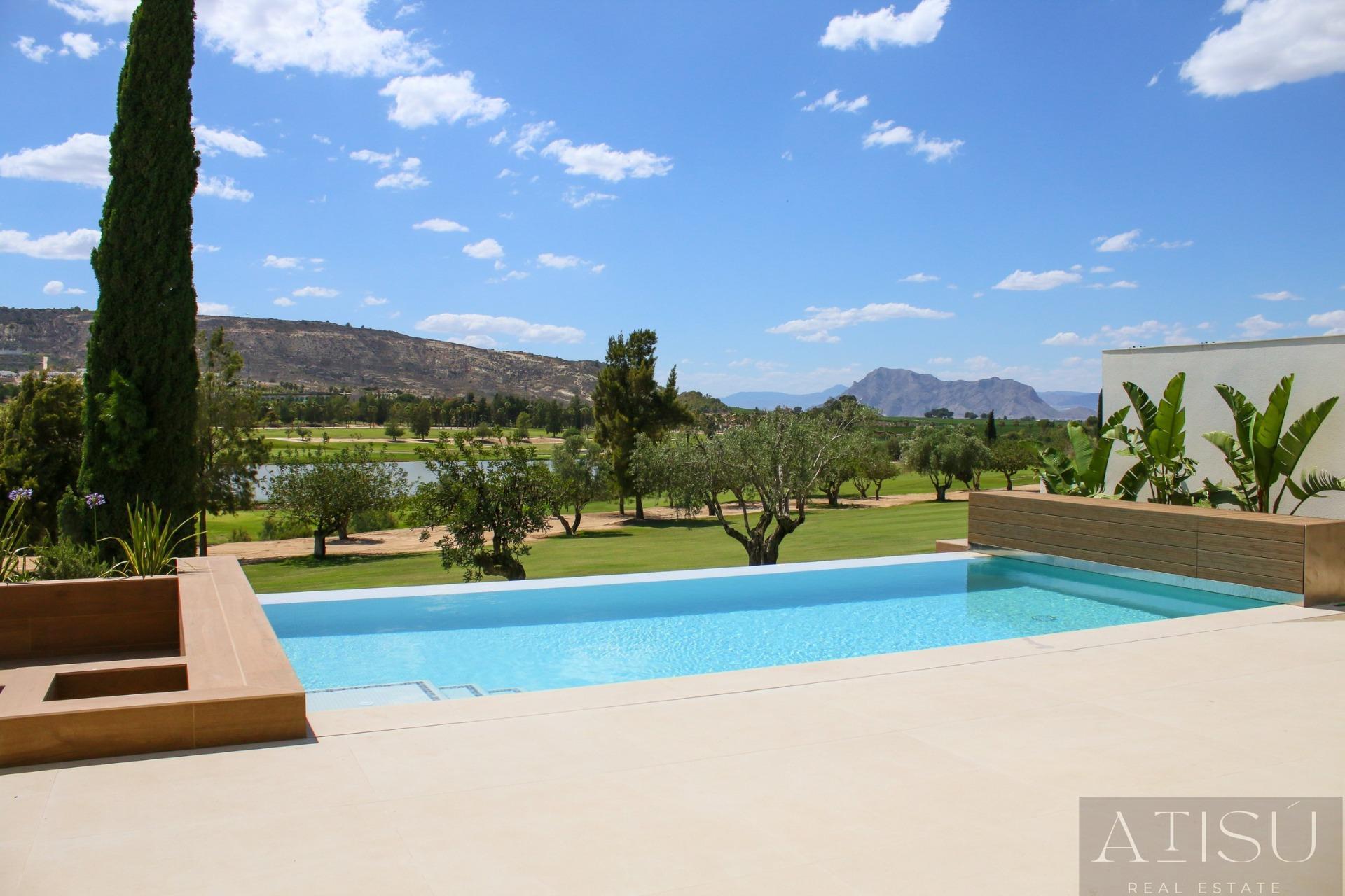 Venta de villa en Algorfa