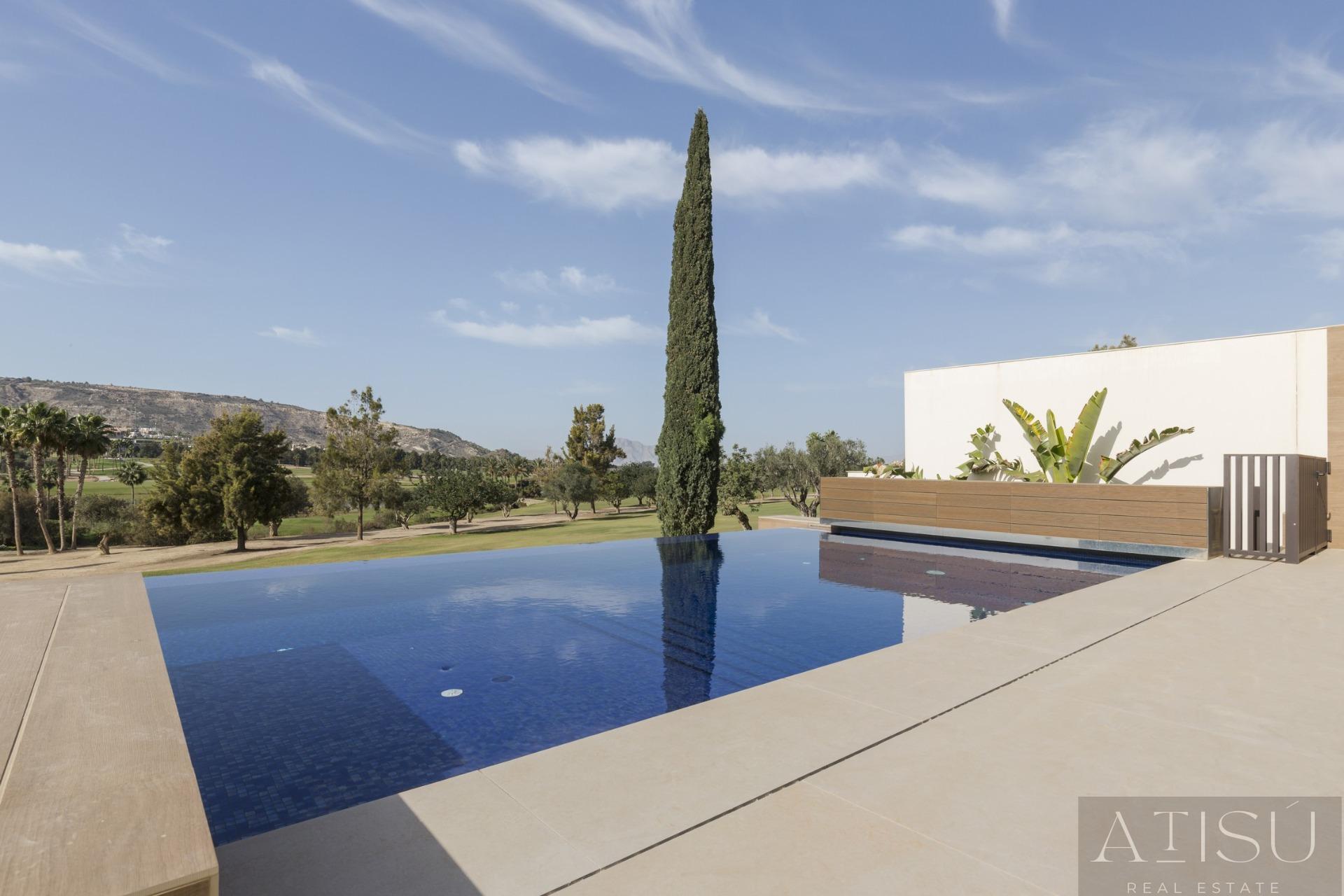 Venta de villa en Algorfa