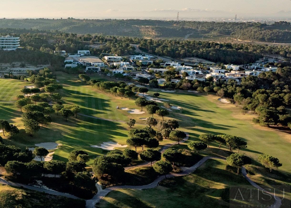 Venta de villa en Orihuela