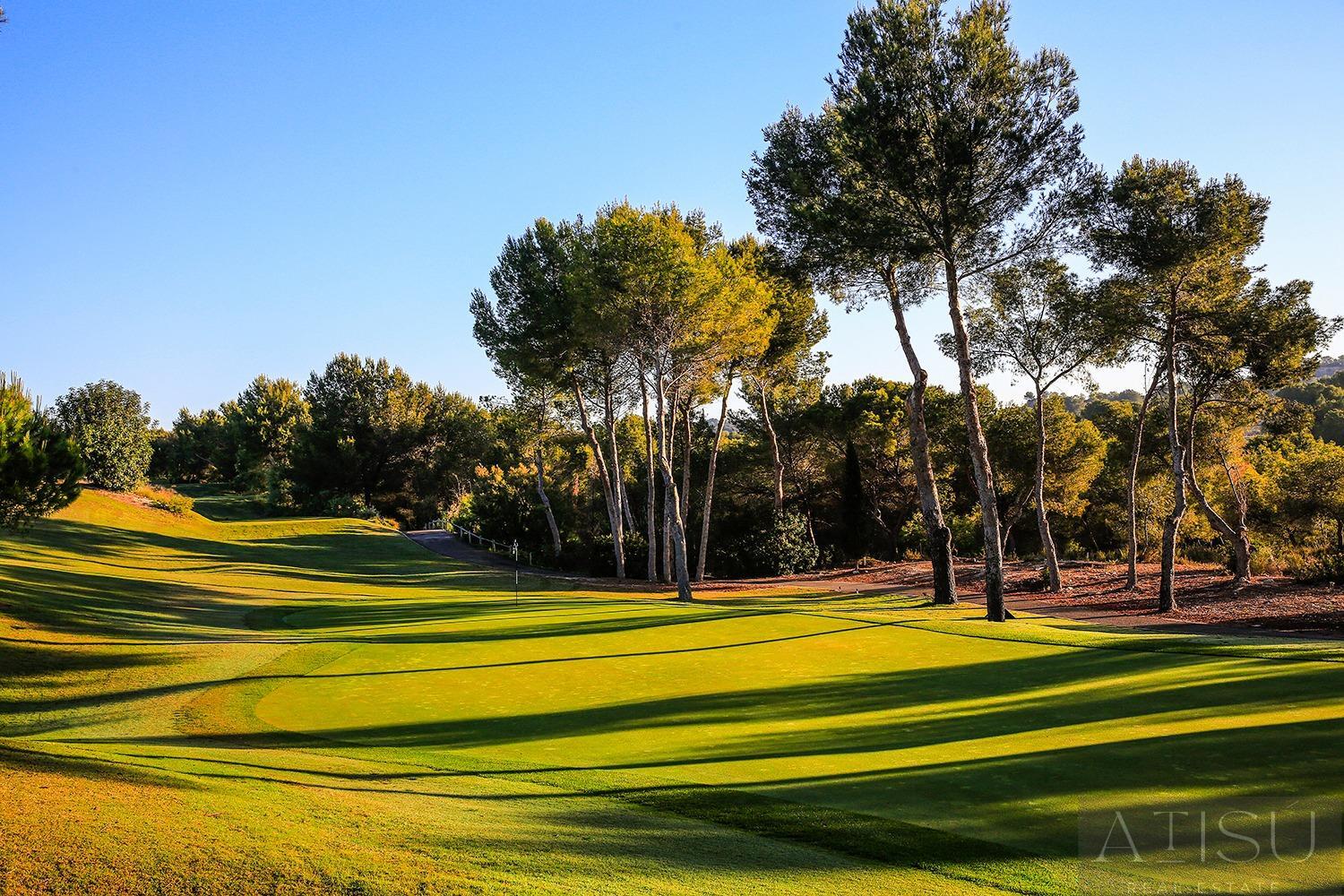 Venta de villa en Orihuela
