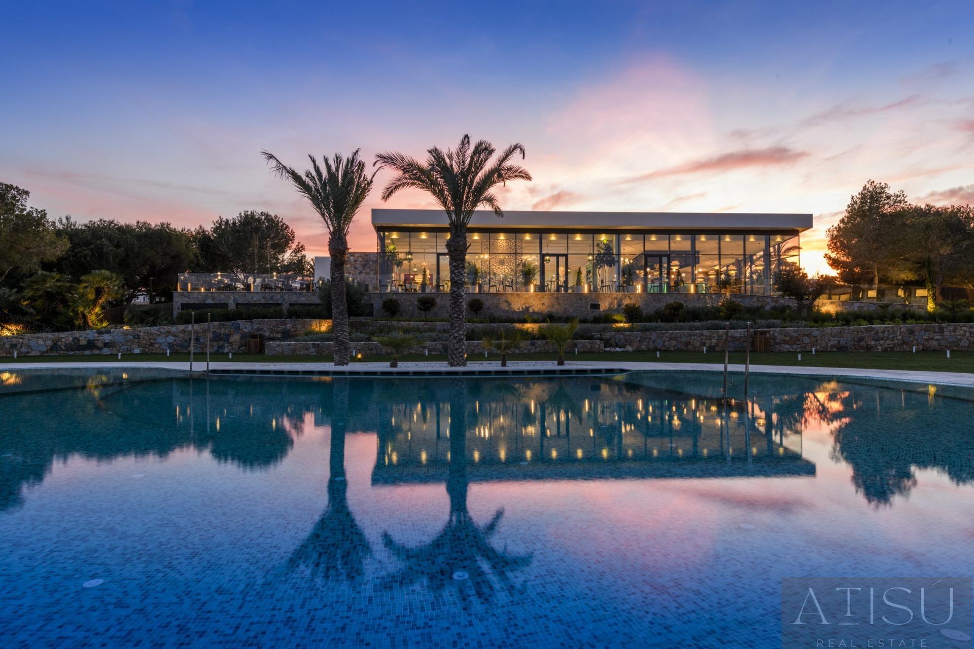 Venta de villa en Orihuela