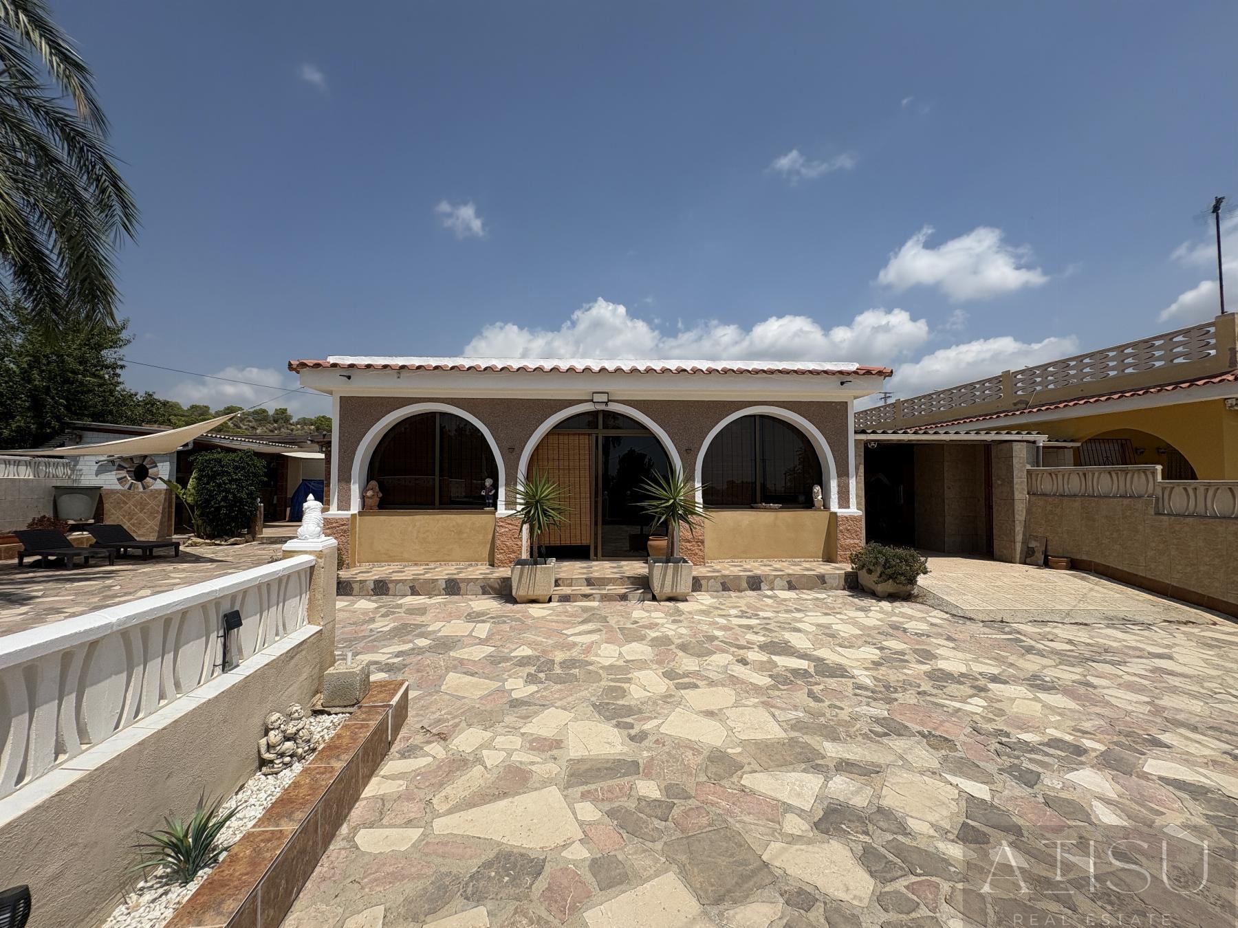 For sale of house in El Campello