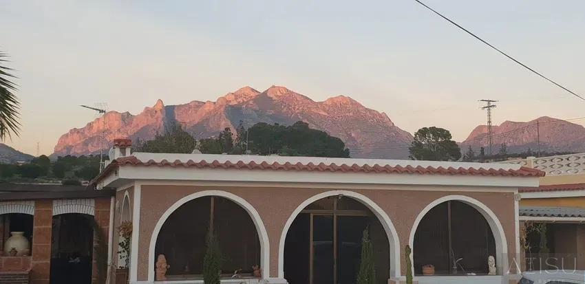 Venta de casa en El Campello