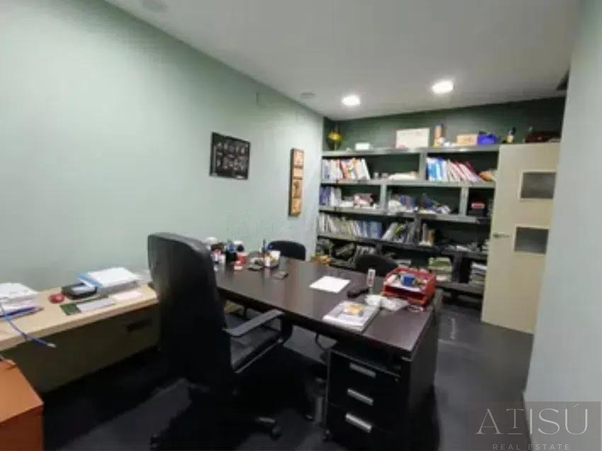 Venta de local en Adsubia